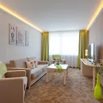 Belvita 1 Mit Hallenbad & Sauna - In Ruhiger Zentrumsrandlage Lägenhet *